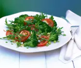 Brokkolisalat mit Rucola