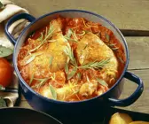 Hähnchen mit Tomatensauce