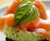Räucherlachs-Avocadocreme-Häppchen