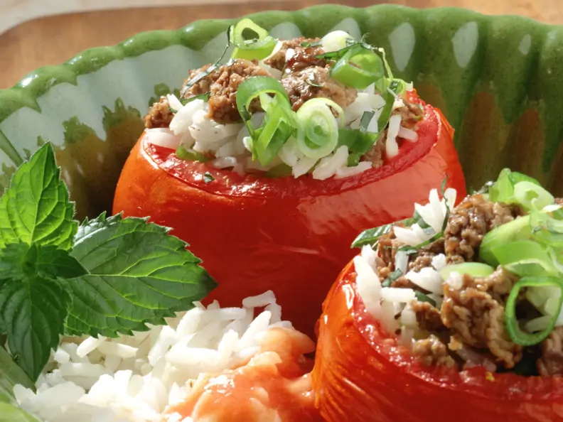 Tomaten mit Lammhackfüllung