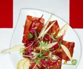 Bündner-Fleisch-Carpaccio mit Birne und Walnüssen