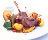 Lammkoteletts zu Chili-Kartoffeln
