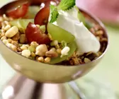 Sprossensalat mit Weintrauben