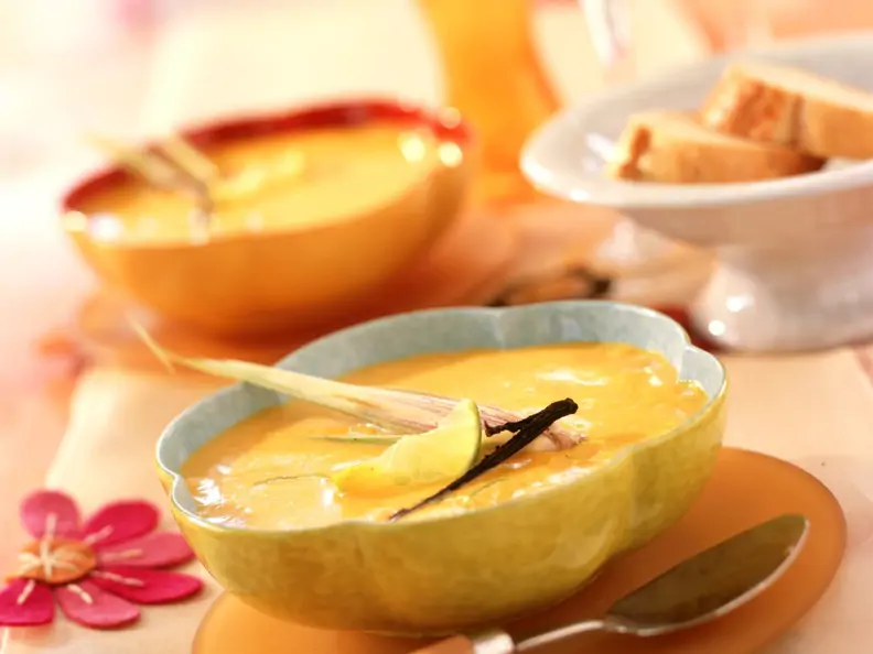 Kürbissuppe mit Vanille und Zitronengras