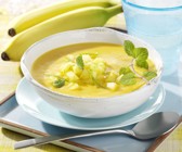 Möhren-Orangensuppe mit Ananas und Banane