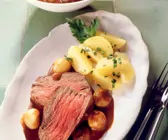 Rinderfilet mit Zimt-Zwiebeln
