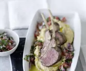 Lammkarree mit Kichererbsenpürree und Tomatensalsa