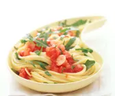 Spaghetti mit Tomaten-Rucola-Sugo