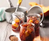 Kürbis-Orangen-Chutney
