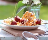 Frittierte Holunderblüten in Weinteig
