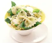 Farfalle mit Basilikum-Pesto