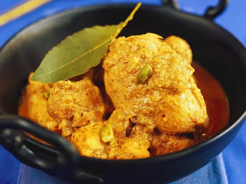 Hähnchen in Curry