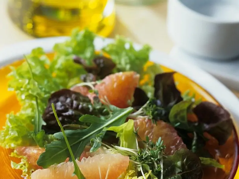 Salat mit Grapefruit