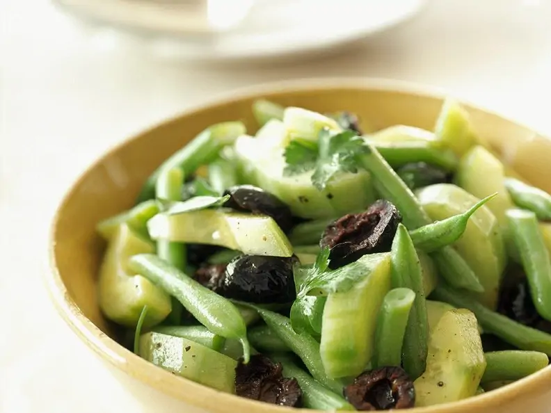 Gurken-Bohnensalat
