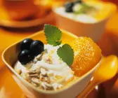 Joghurt-Müsli mit Früchten
