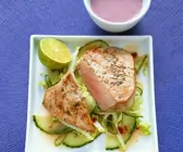 Thunfisch mit fruchtigem Gurkensalat