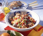 Gemüsesalat mit Muscheln