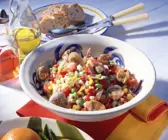 Gemüsesalat mit Muscheln