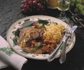 Sauerbraten Winzer Art mit Weintrauben