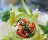 Kohlrabi mit Tomatenfüllung