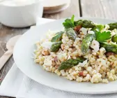Gerstenrisotto mit Spargel