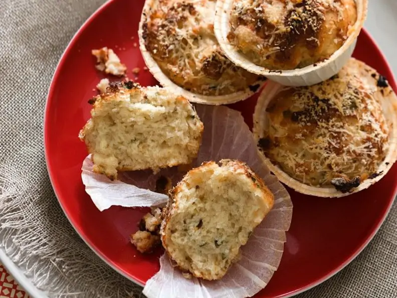 Kräuter-Käse-Muffins