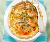 Gemüsegratin mit Rosmarin und Käse