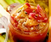 Zwiebel-Rhabarber-Chutney