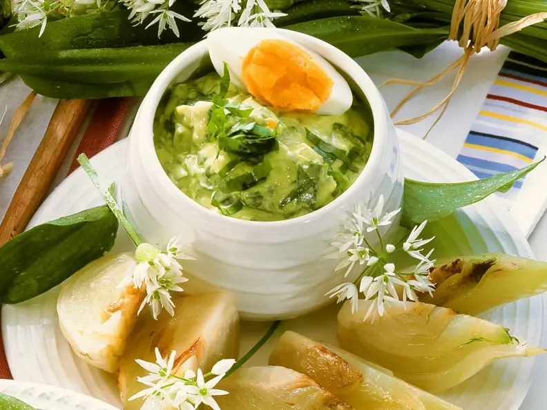 Fenchel mit Avocado-Bärlauch-Sauce