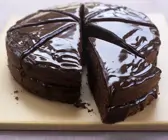 Schokoladenkuchen mit Glasur