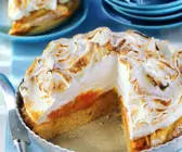 Baiser-Rhabarberkuchen