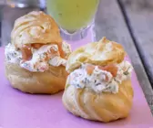 Windbeutel mit Lachs-Dill-Creme