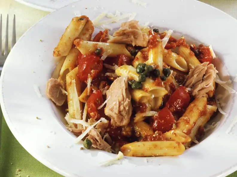 Penne mit Thunfisch