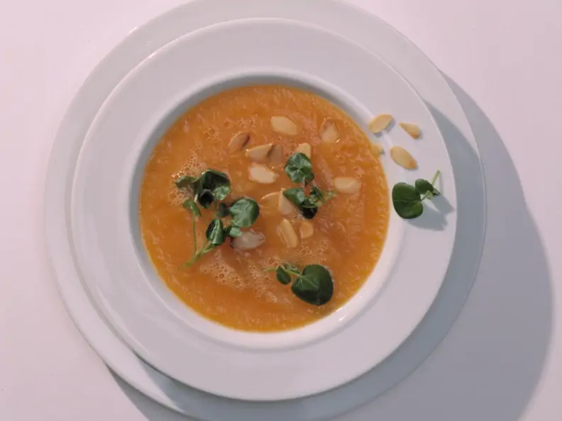 Vegane Möhrensuppe