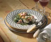 Avocado-Salat mit Shrimps und Mozzarella