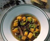 Steckrübensuppe mit Lamm