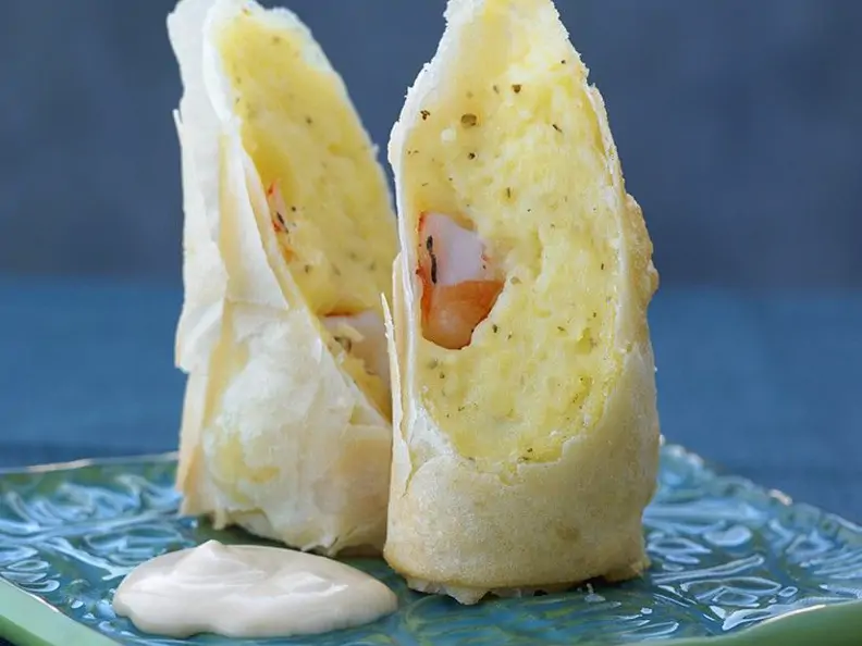 Püree im Frühlingsrollenteig frittiert
