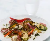 Gegrilltes Gemüse mit Feta