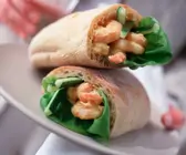 Ciabatta mit Garnelensalatfüllung