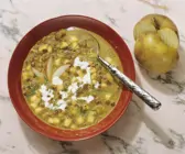 Fruchtige Curry-Linsensuppe