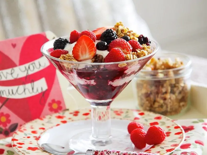 Müsli mit Beeren
