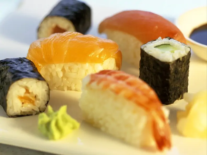Verschiedene Sushi