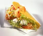 Taco Shells mit Garnelensalat