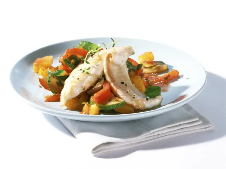 Seezungenfilets auf Ratatouille