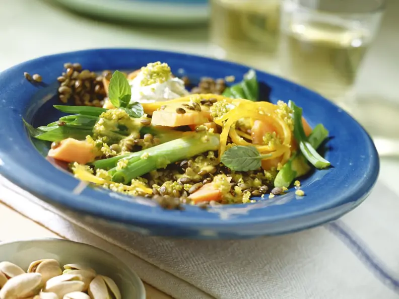 Vegetarisches Linsen-Pistazien-Curry
