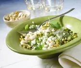 Basilikum-Risotto mit Pistazien und Sepia