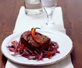 Rumpsteak mit Chili-Zwiebeln