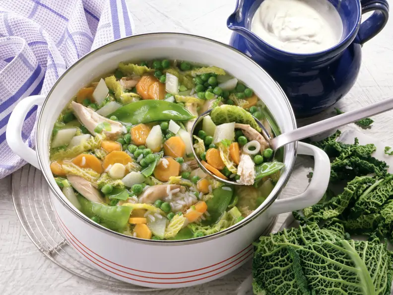Hühner-Reis-Suppe mit Gemüse