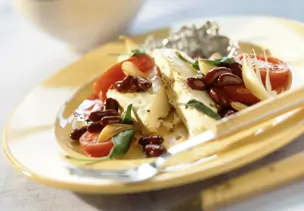 Gegrillter Schafskäse in der Folie