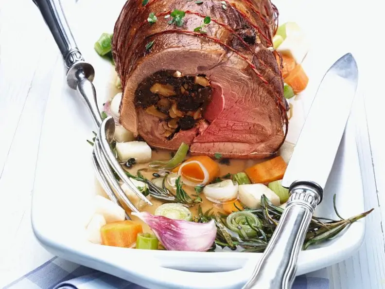 Gefüllter Lammbraten